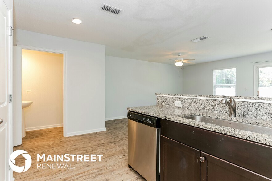 Building Photo - 522 Eiseman Wy