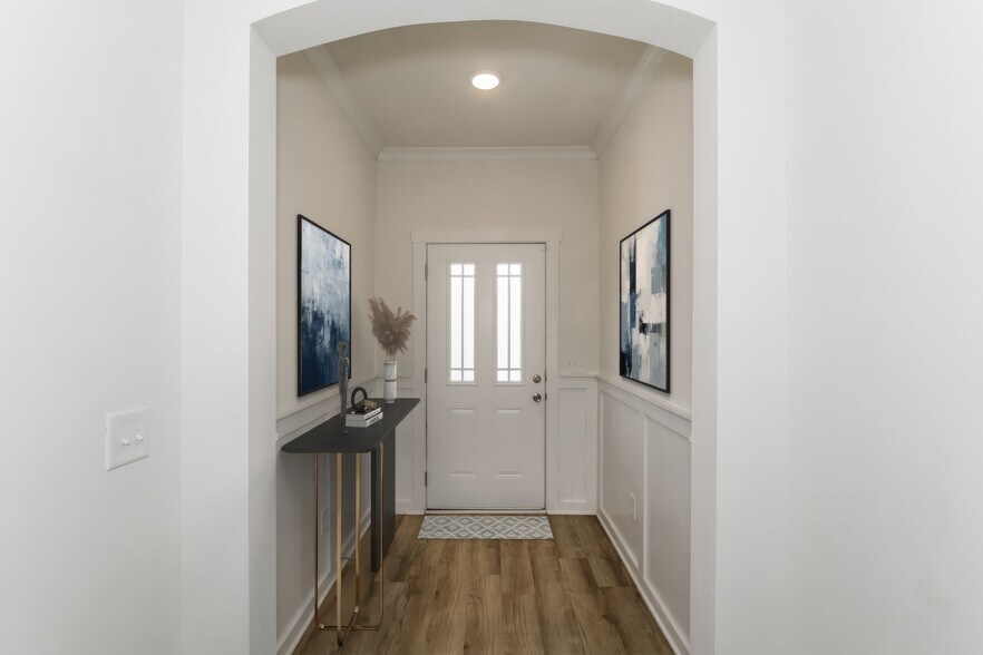 Building Photo - 12 Deer Creek Dr