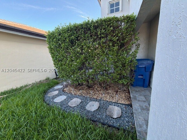 Building Photo - 8277 NW 194th Terrace