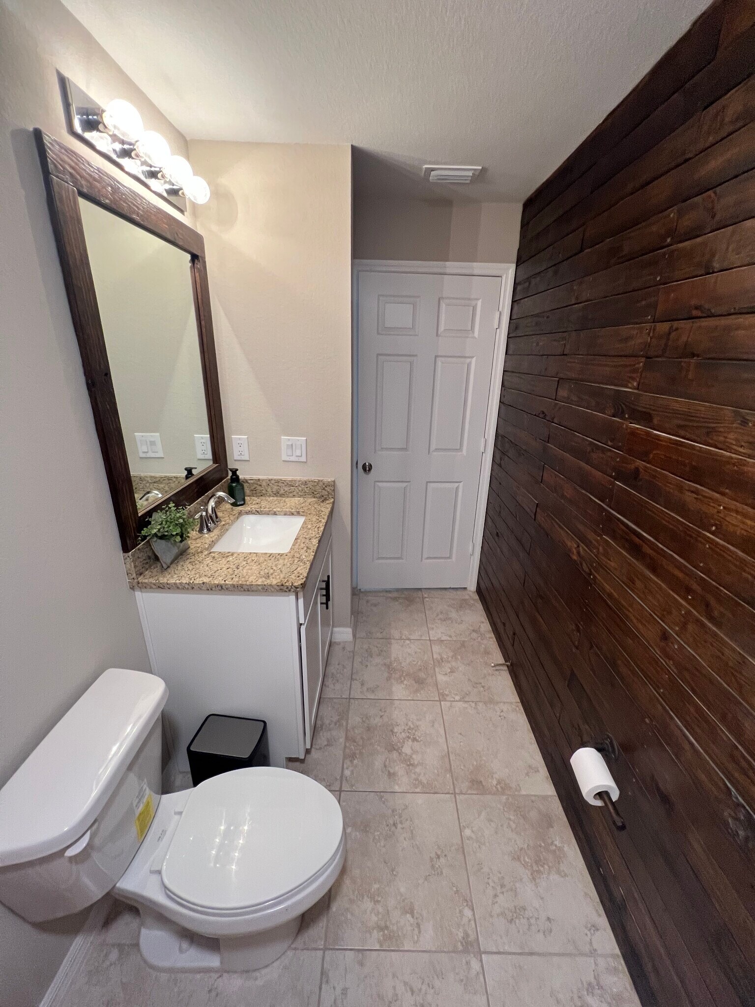 Building Photo - 2834 NW 25th Ln