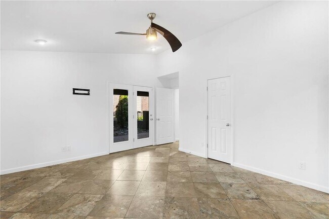 Building Photo - 29 W La Quinta Ct