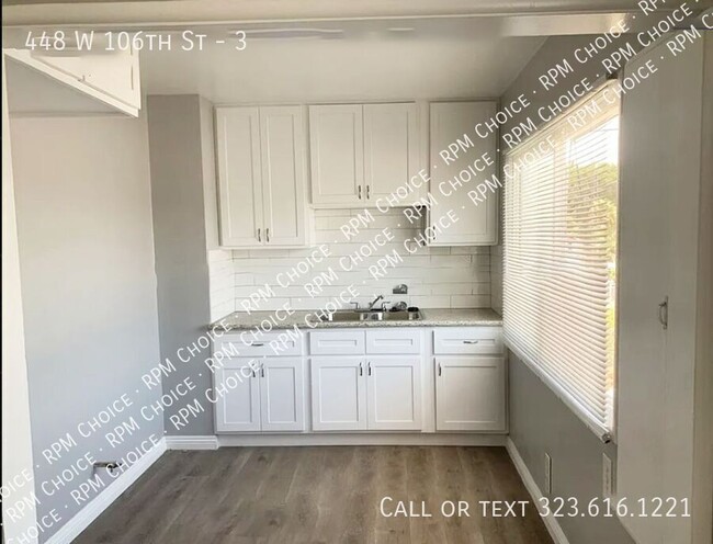 Building Photo - Quiet 1bd/1ba 2nd Floor Unit in small complex