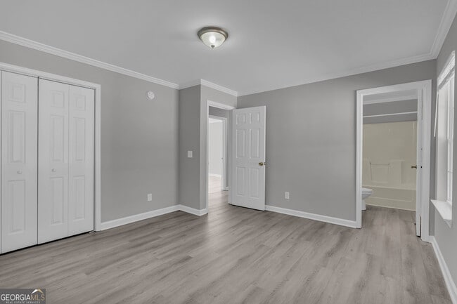 Building Photo - 1040 Thomasville Estates Dr SE