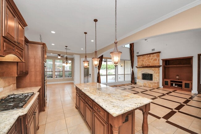 Building Photo - 1807 Ravenel Ln