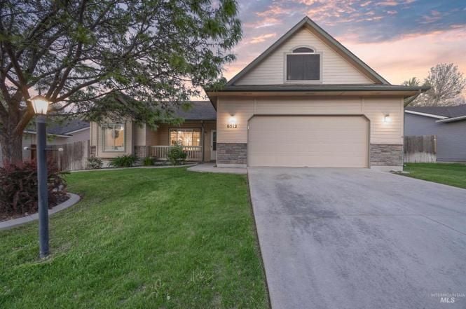 Building Photo - 6512 S Lone Tree Way