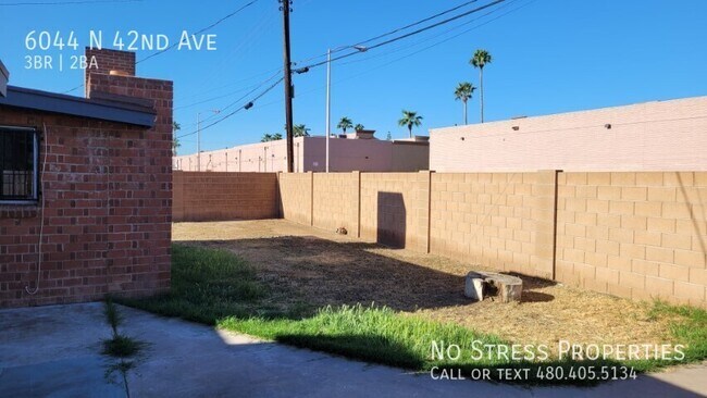 Building Photo - 6044 N 42nd Ave