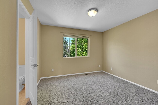 Building Photo - $2,595.00 - 3 Bed, 2.5 Bath Single Family ...