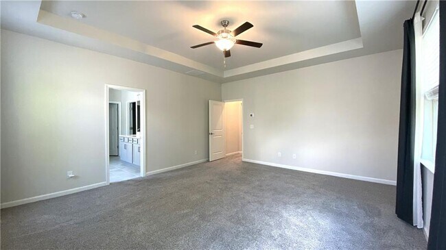 Building Photo - 1835 Wellston Dr