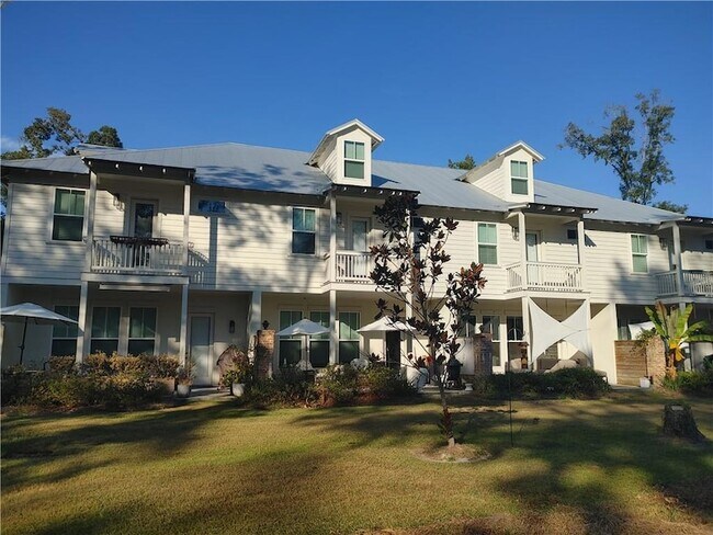 Primary Photo - 743 Carroll St