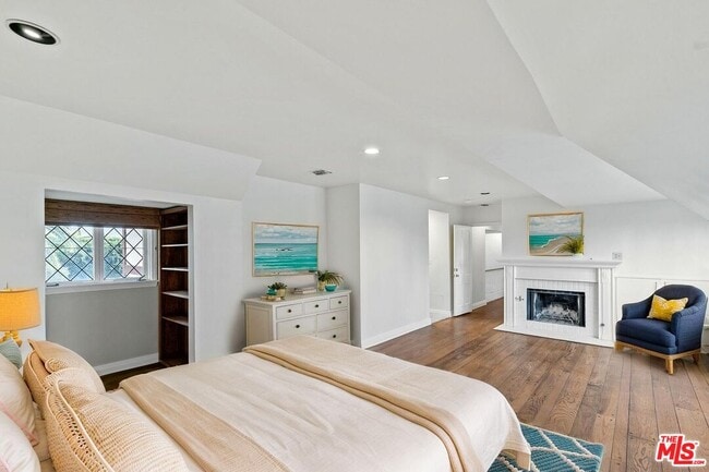 Building Photo - 905 Napoli Dr