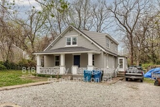 Building Photo - 708 S Logan Ave