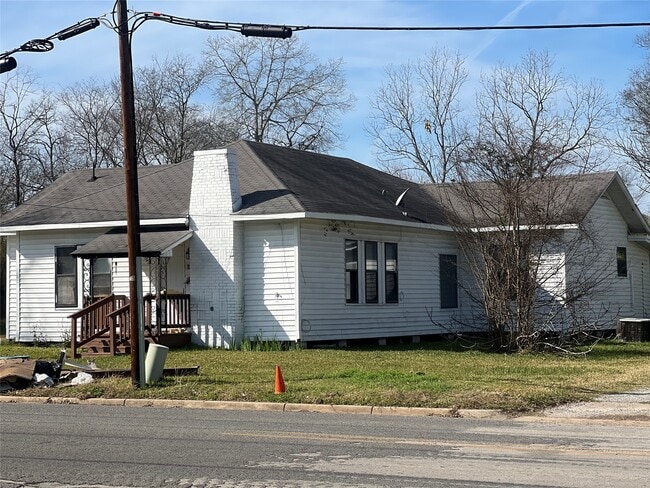 Building Photo - 1101 N 1st St