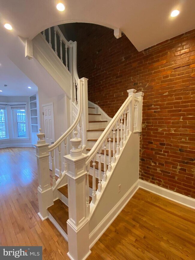 Building Photo - 19 T St NE