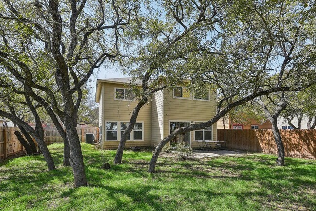 Building Photo - 16216 Ike Ln