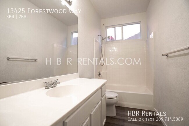 Building Photo - 13425 Forestwood Way