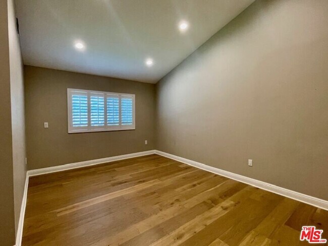 Building Photo - 1080 Finrod Ct