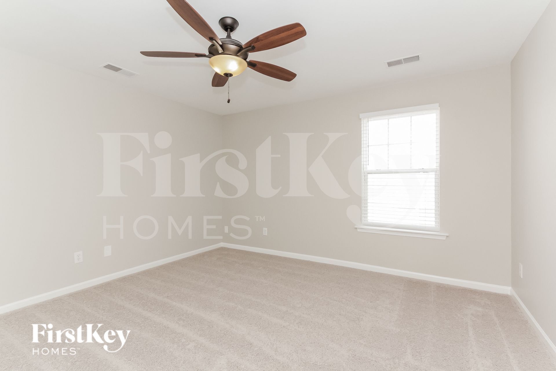 Building Photo - 2607 Winding River Dr