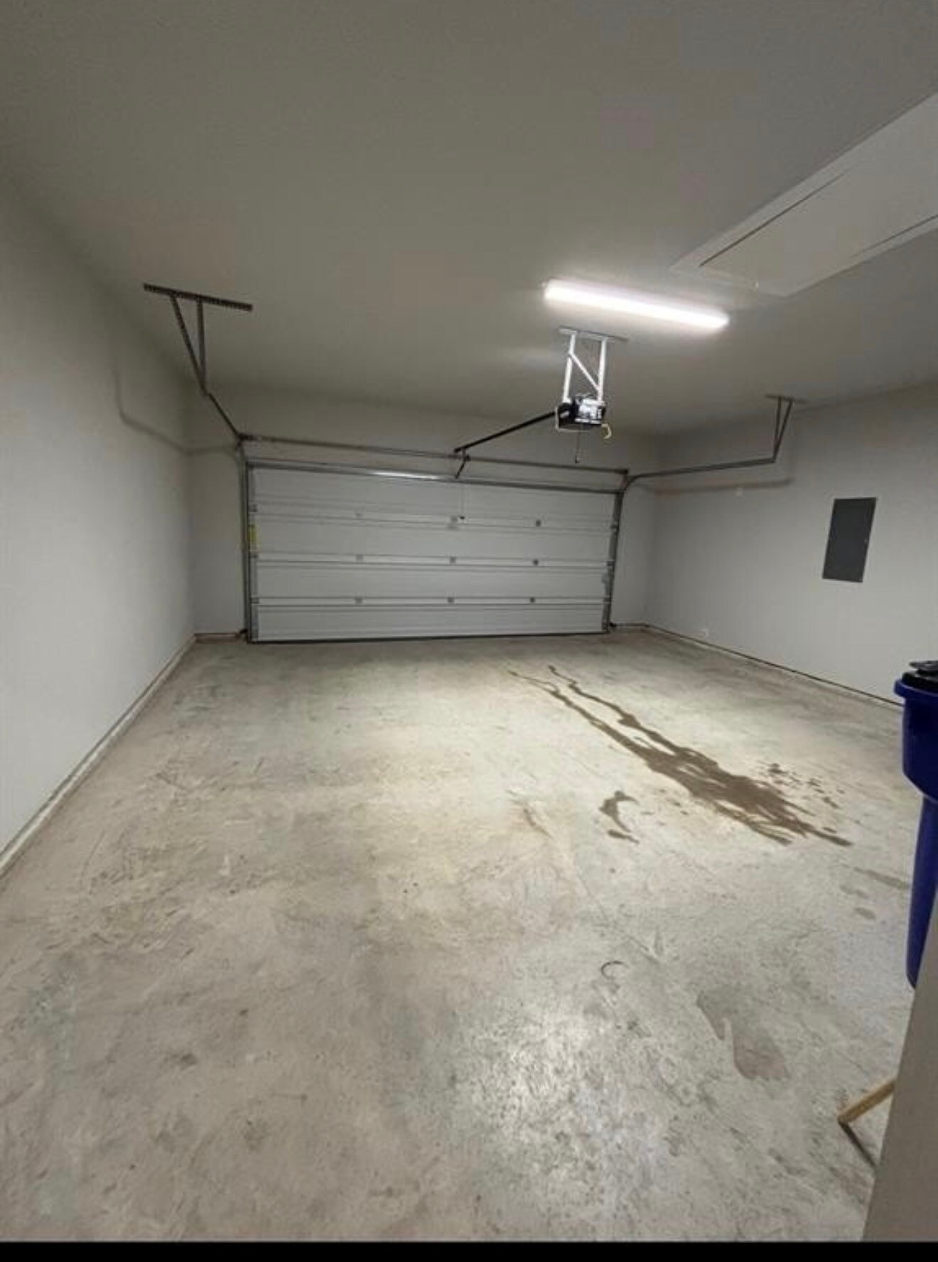 Building Photo - 628 Blackland Dr