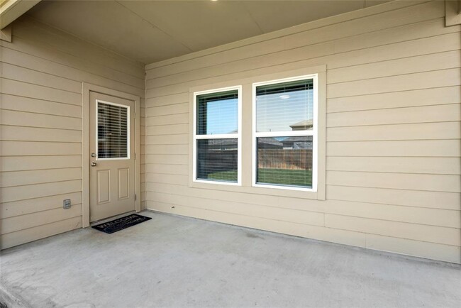 Building Photo - 2953 Wolfcreek