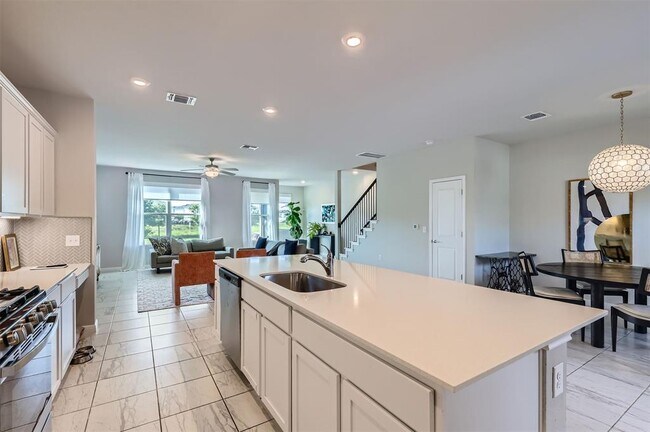 Building Photo - 5409 Charles Merle Dr