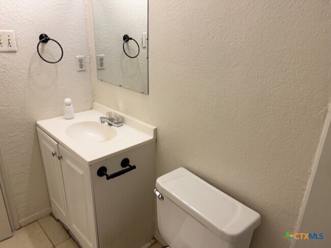 Building Photo - 3120 Panhandle Dr