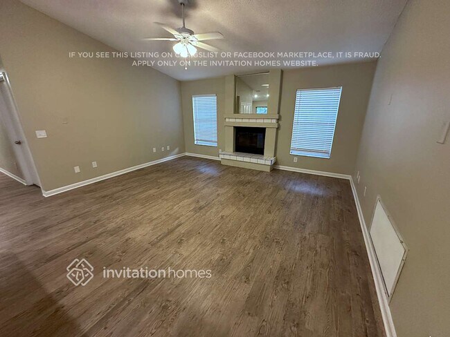 Building Photo - 1902 River Crossing Dr