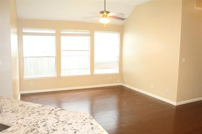 Building Photo - 2838 Southampton Way