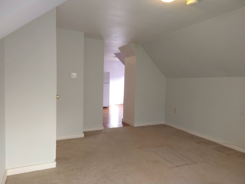 Building Photo - 176 Poplar St