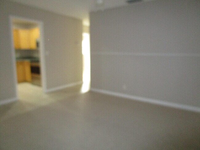 Building Photo - 10693 N Military Trl