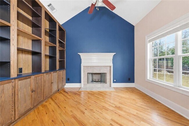 Building Photo - 2597 Misty Rose Ln