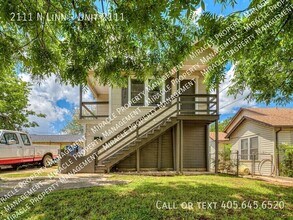 Building Photo - 2111 N Linn-Unit 2111