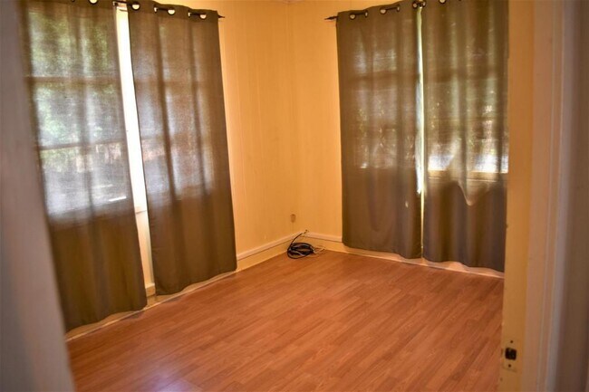 Building Photo - 804 Kialoa St
