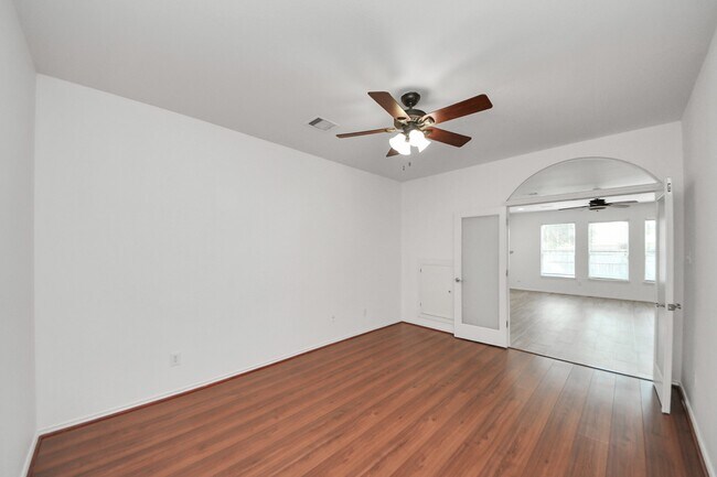 Building Photo - 16611 Gentle Stone Dr