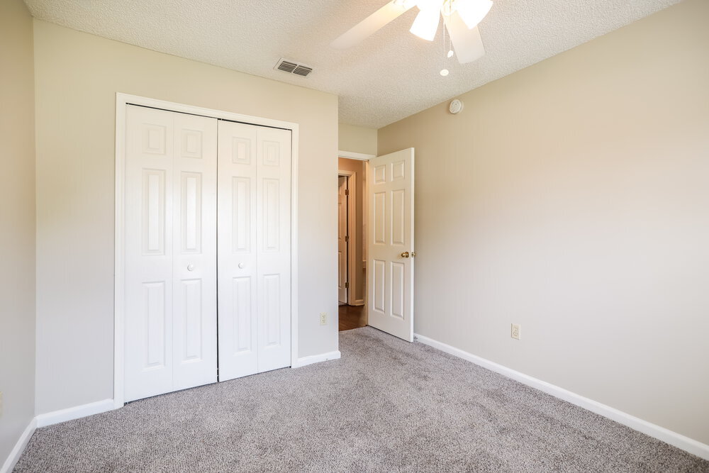 Building Photo - 3413 Deerfield Pointe Dr