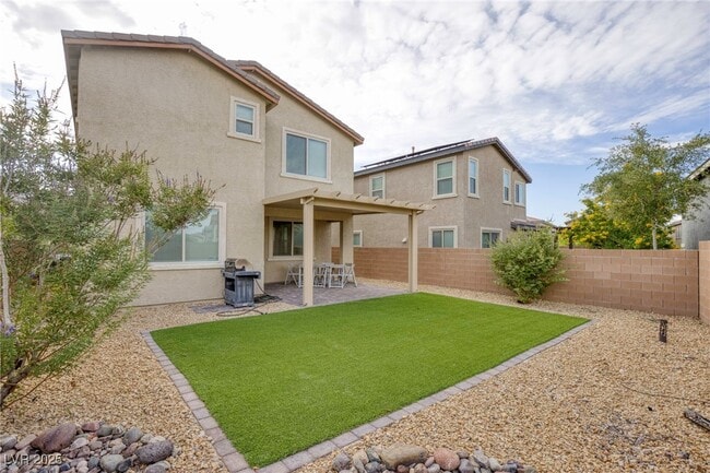 Building Photo - 976 Bluebell Brook St