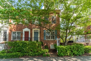 Building Photo - 502 Fallsgrove Dr