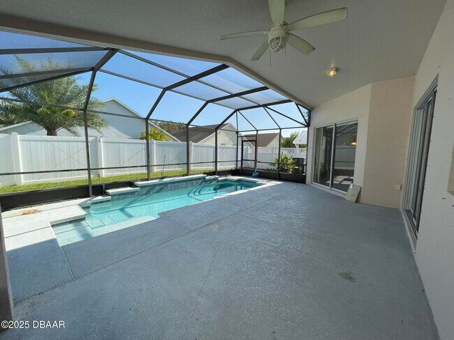 Building Photo - 613 Coral Trace Blvd