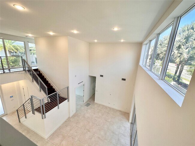 Building Photo - 10258 NW 74th Terrace