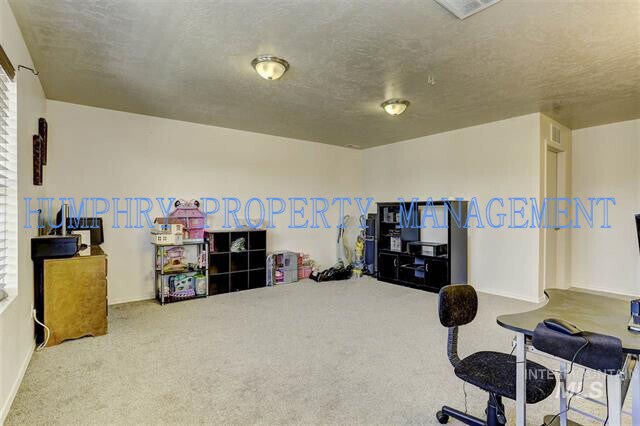 Building Photo - Boise 2101Sqft Great family home in Devonshire Subdivision