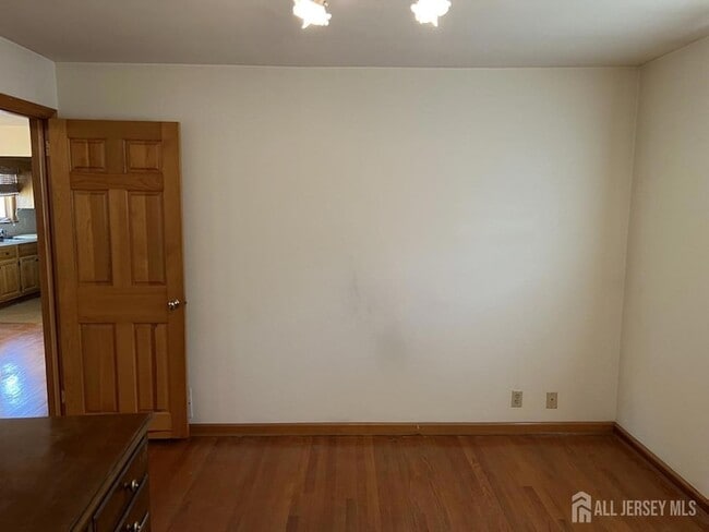 Building Photo - 30 Cypress St