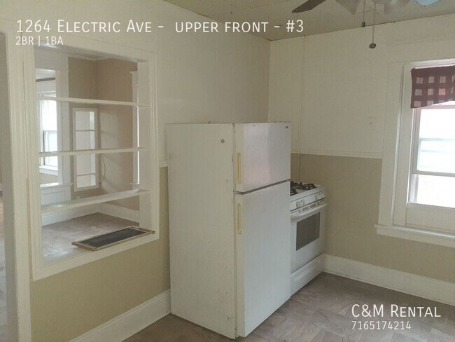 Building Photo - Nice 2 Bedroom - Upper Apartment