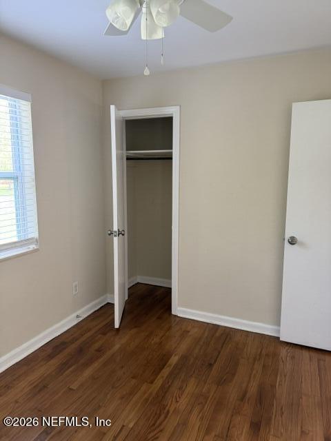 Building Photo - 2404 Red Oak Dr