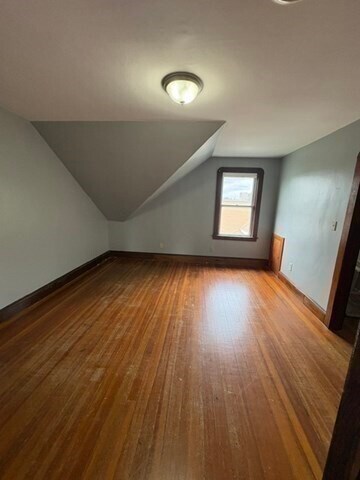 Building Photo - 968 Robeson St