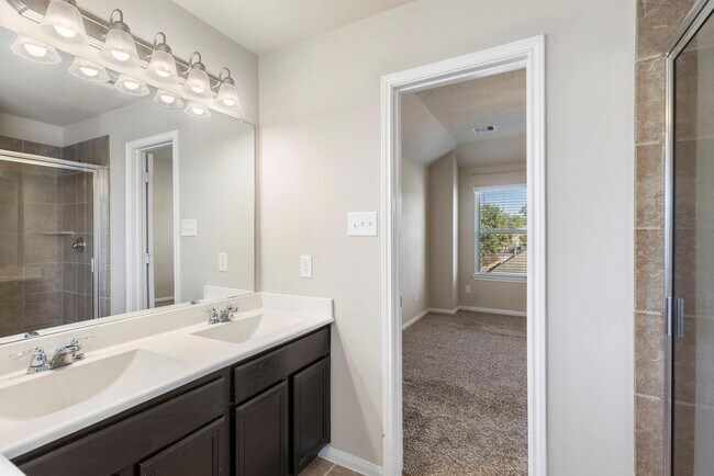 Building Photo - 30618 Lavender Trace Dr