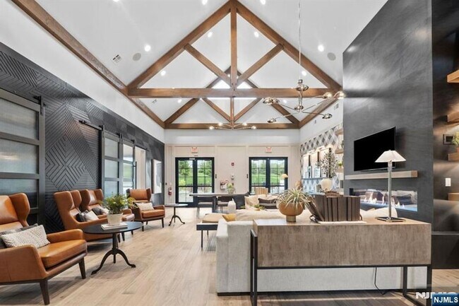 Building Photo - 31 Hearthstone Ct