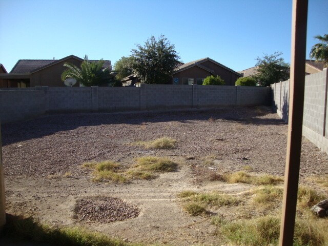 Building Photo - 3579 W Mesquite Ave