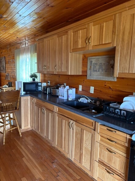 Building Photo - 2535 McCloud Way