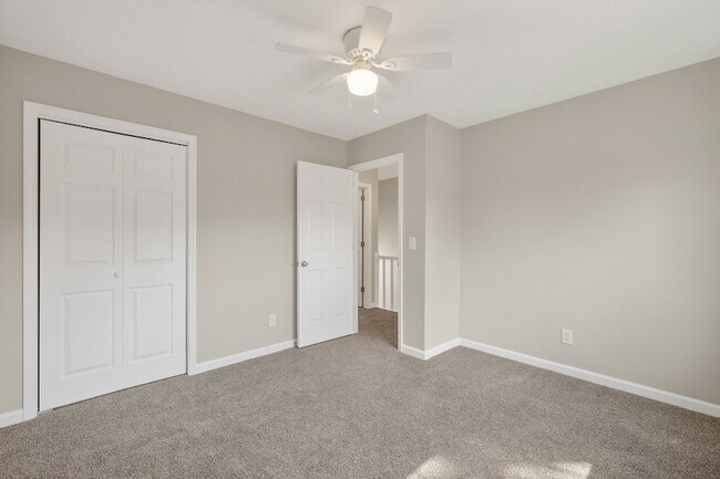 Building Photo - 601 E Grundy St