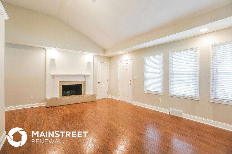 Building Photo - 7102 N Baltimore Ave