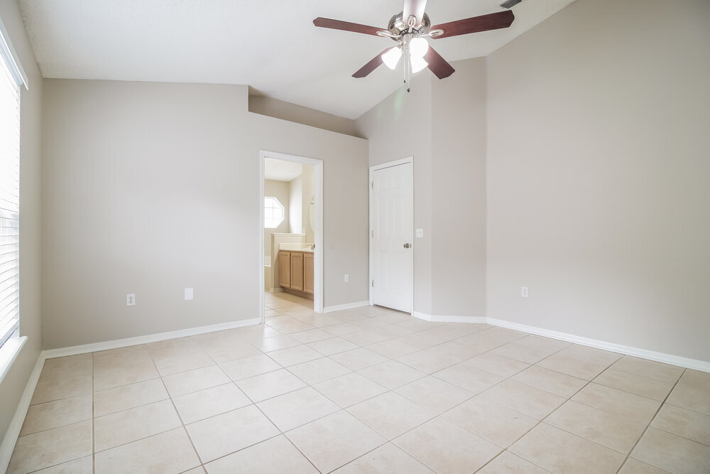 Building Photo - 12514 Woodbury Cove Dr